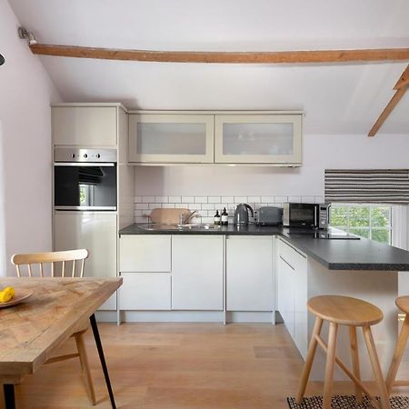 The Hayloft By Black Door Stays Bath Eksteriør bilde