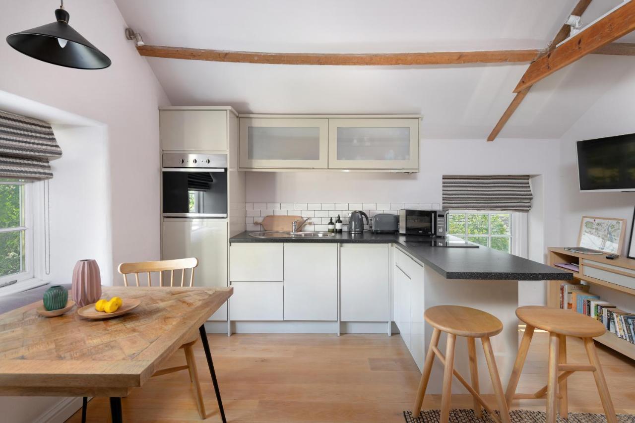 The Hayloft By Black Door Stays Bath Eksteriør bilde