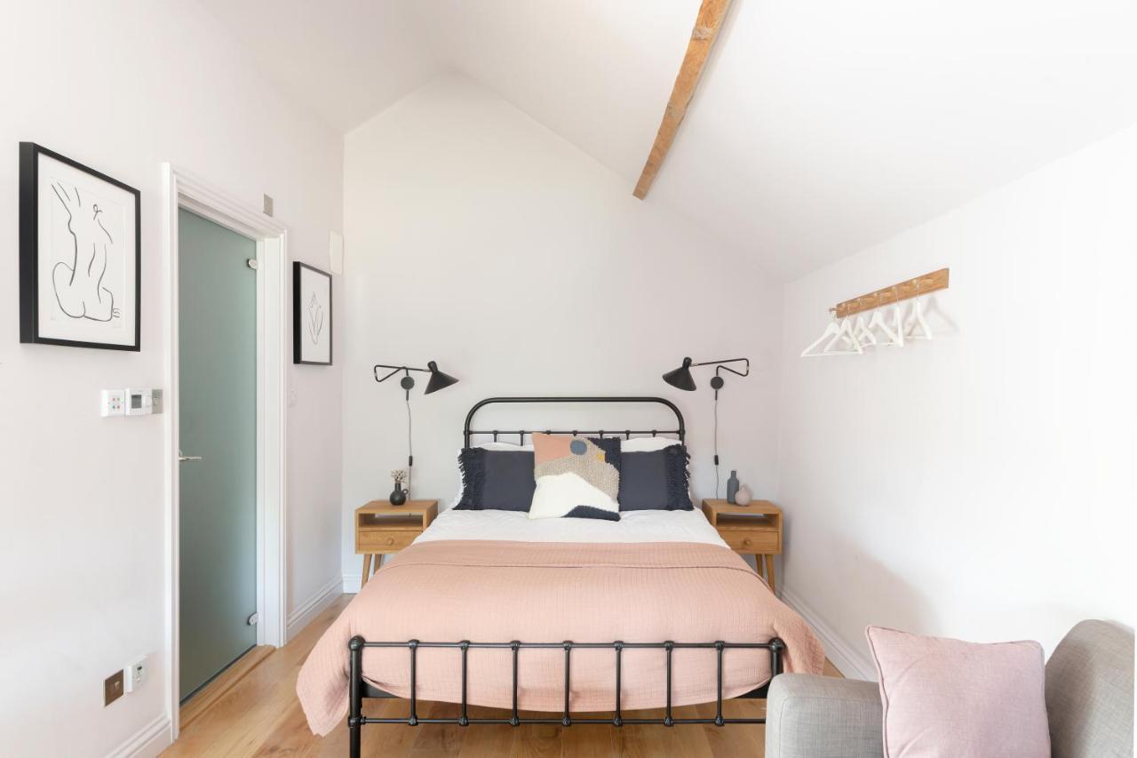 The Hayloft By Black Door Stays Bath Eksteriør bilde