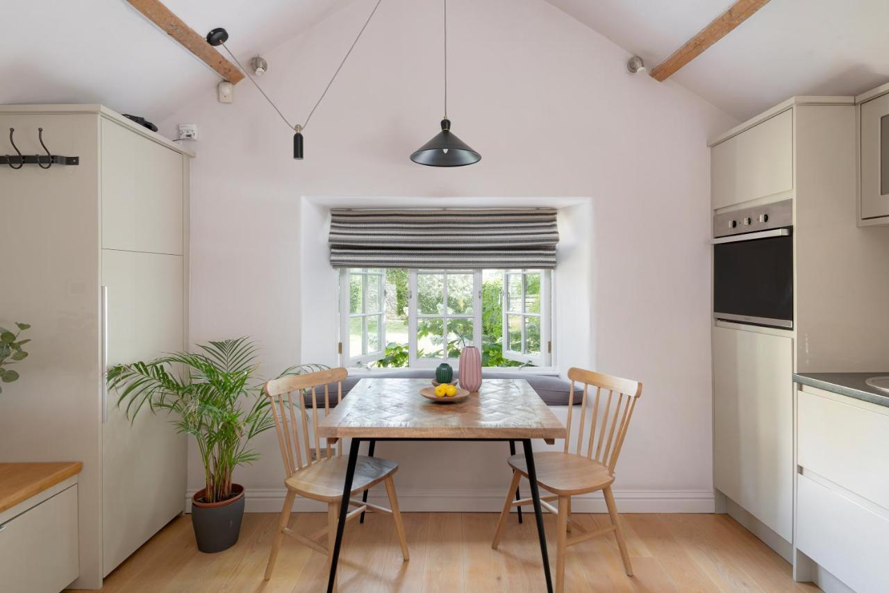 The Hayloft By Black Door Stays Bath Eksteriør bilde