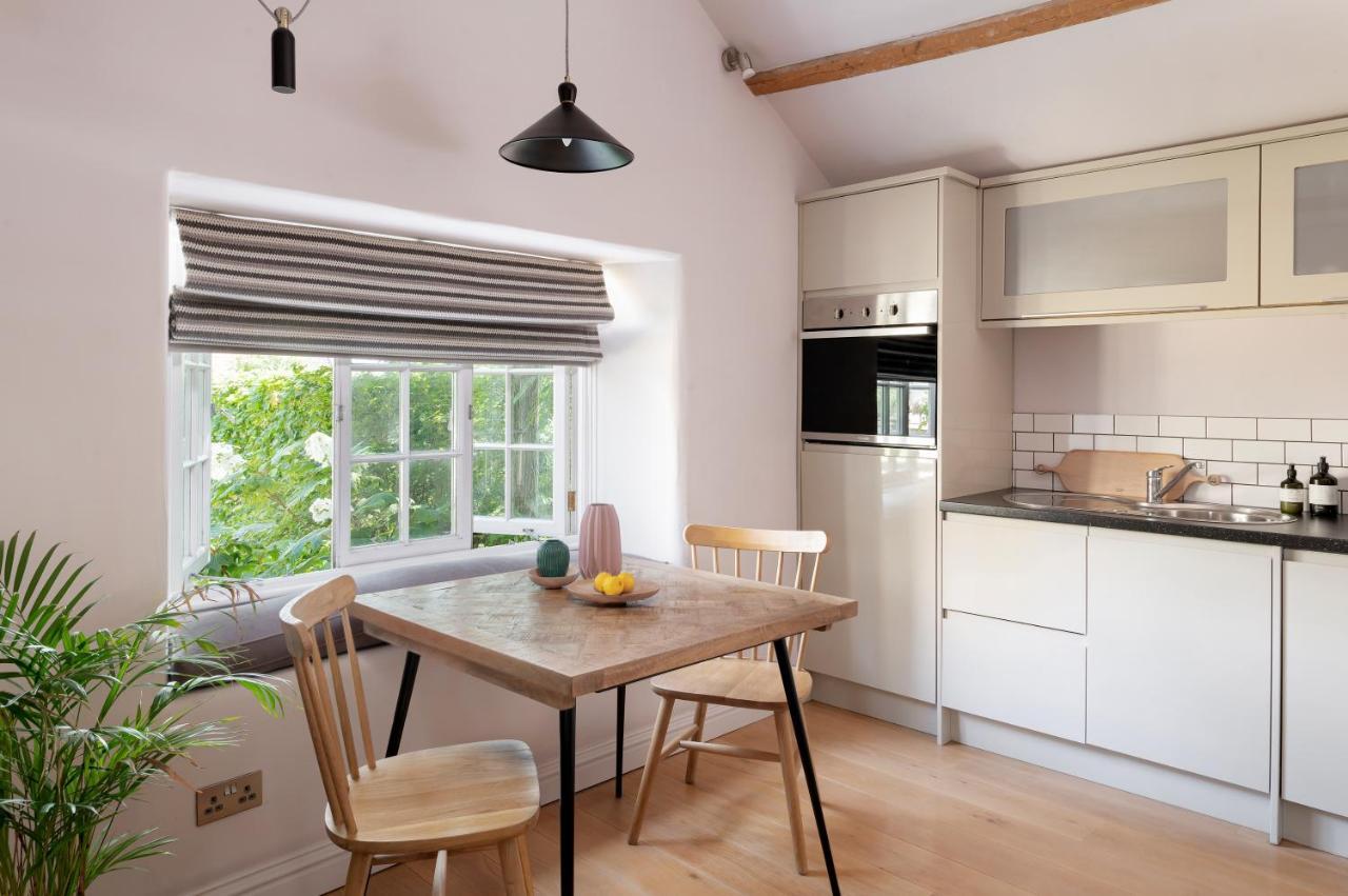 The Hayloft By Black Door Stays Bath Eksteriør bilde