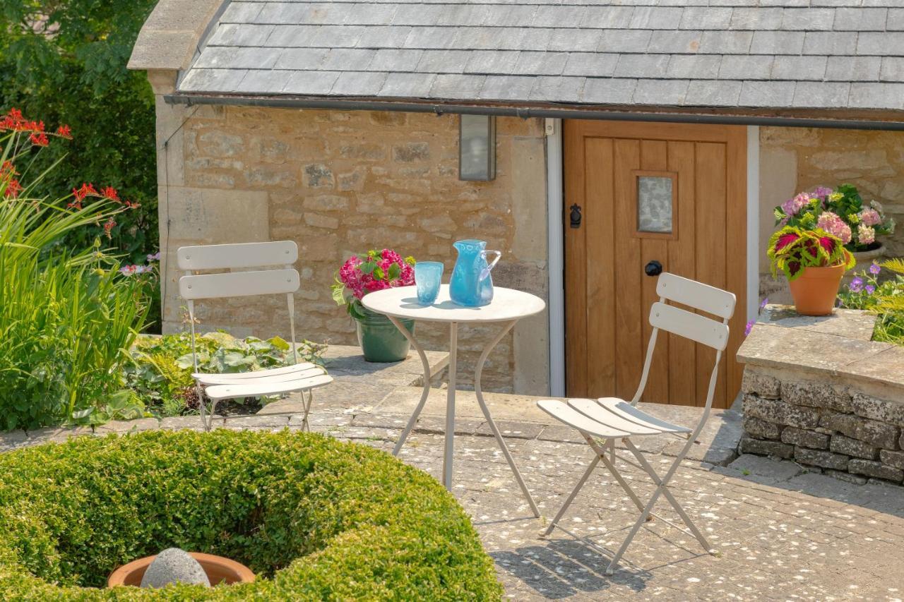 The Hayloft By Black Door Stays Bath Eksteriør bilde
