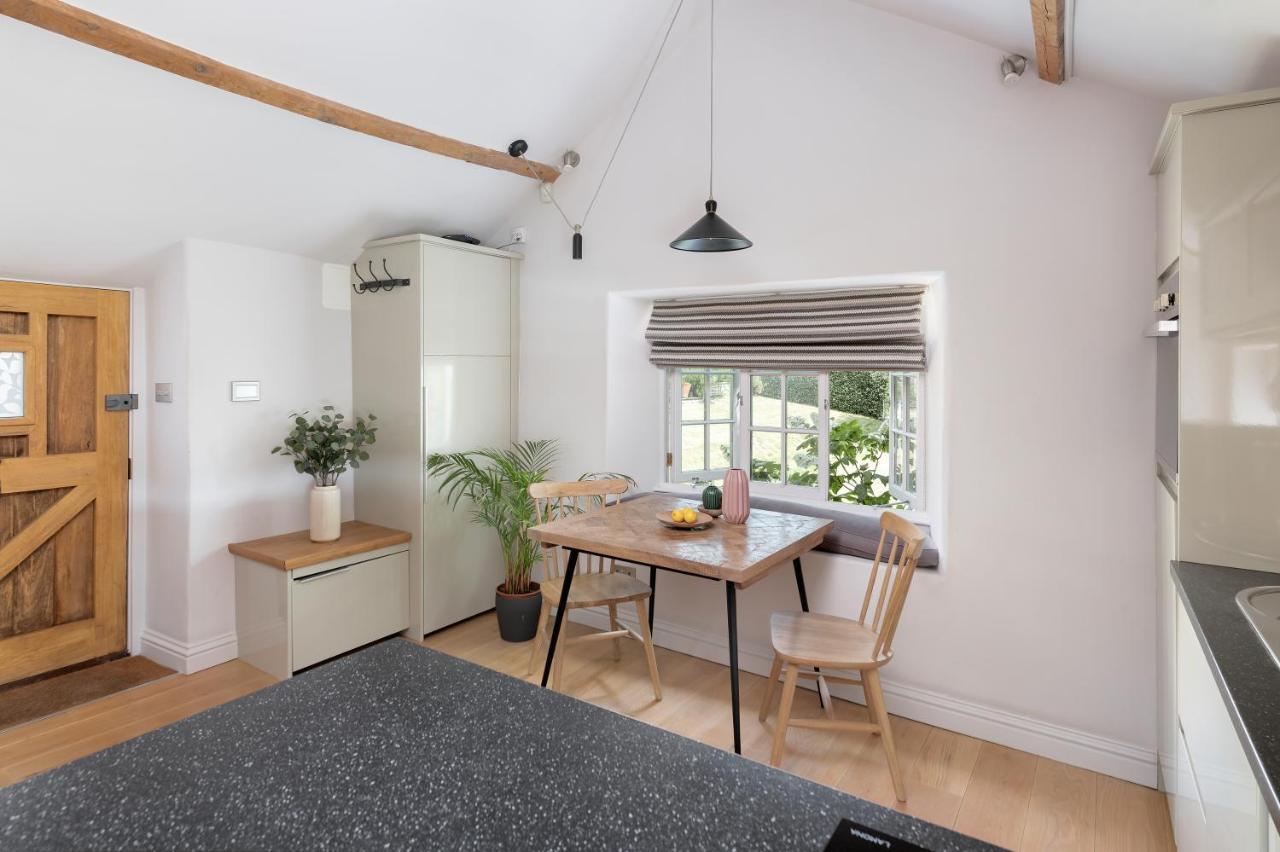 The Hayloft By Black Door Stays Bath Eksteriør bilde